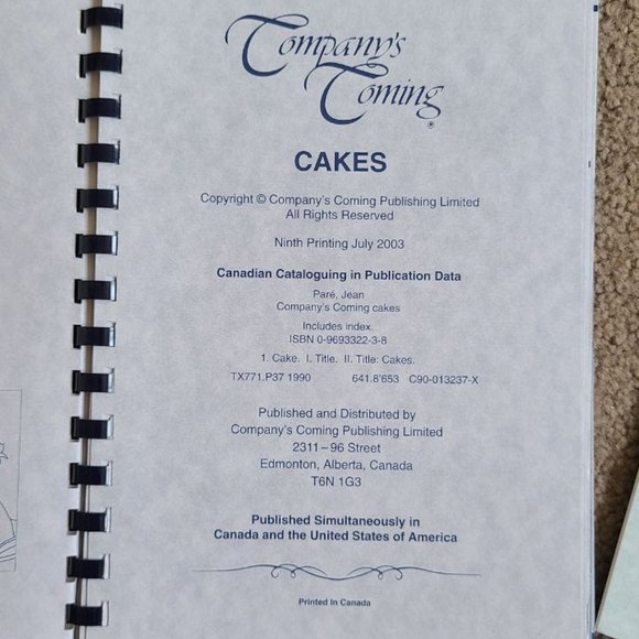 Vintage Company's Coming Appetizers (1995), Cakes (2003) and Vegetables (2004) - Picture 3 of 7
